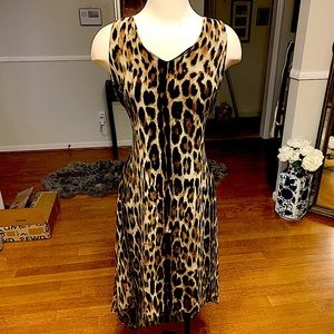 Karen Kane Leopard Print V Neck Sleeveless MIDI Dress